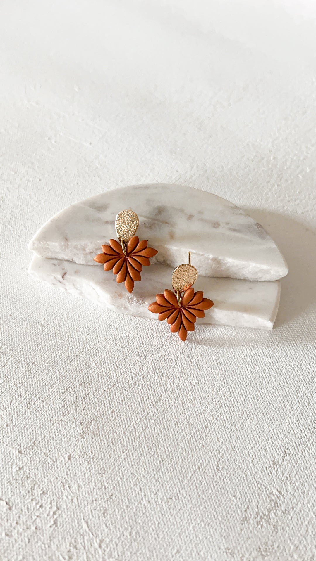 Golden Leaves (3 colors available)