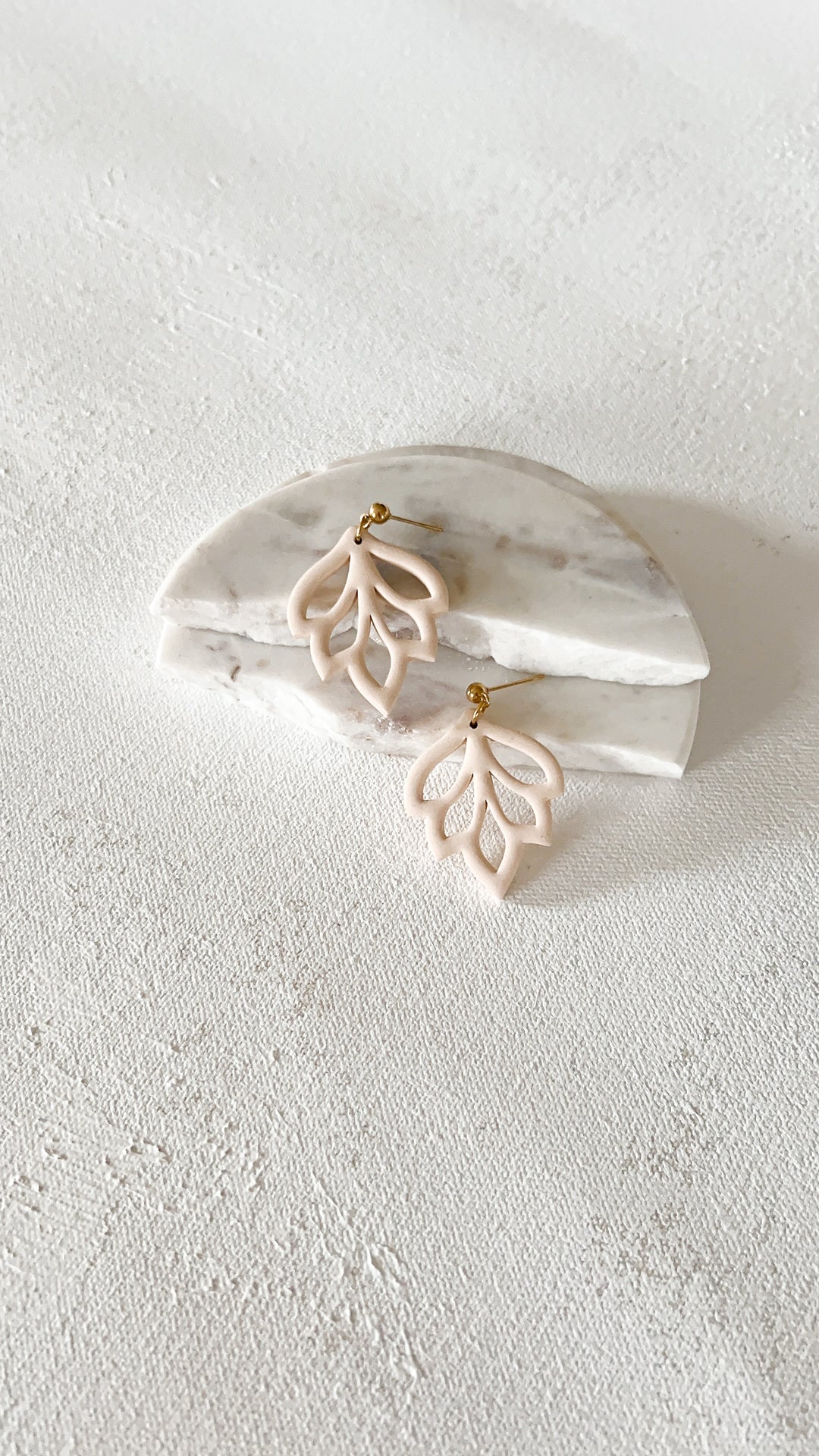 Dune Leaf (3 colors available)