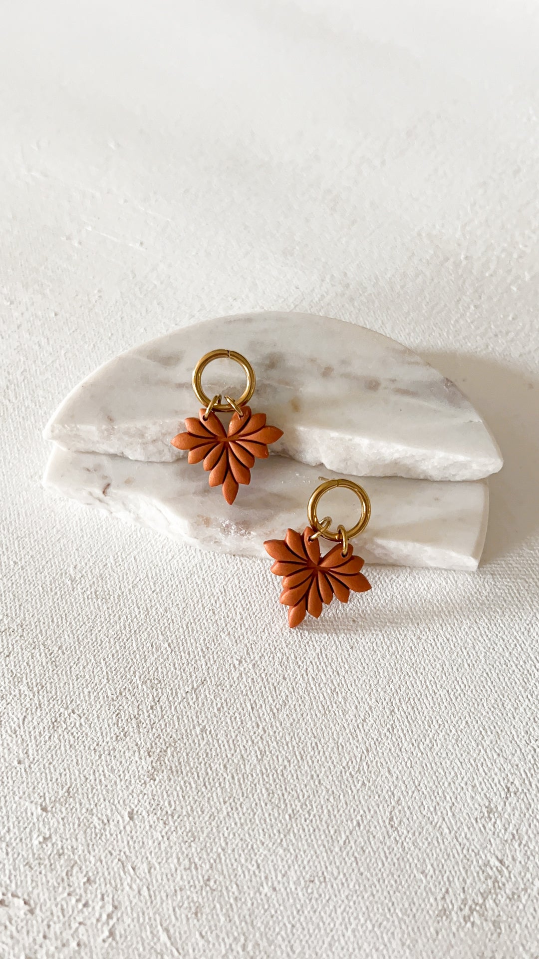 Golden Leaves (3 colors available)