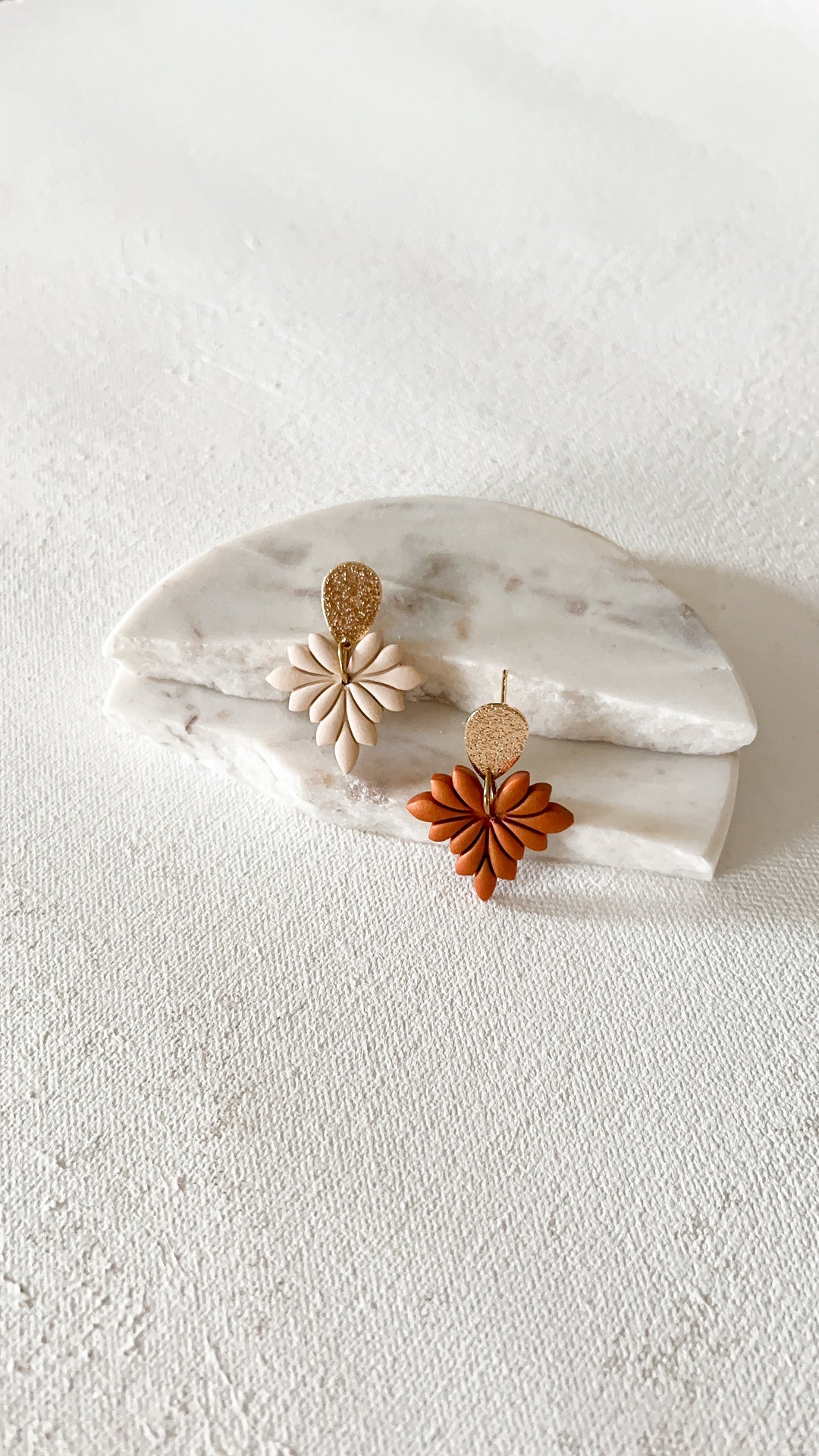 Golden Leaves (3 colors available)